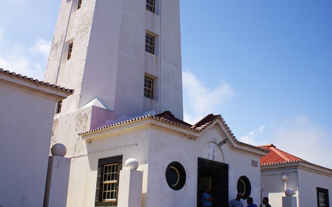 Ponta da Ilha Lighthouse