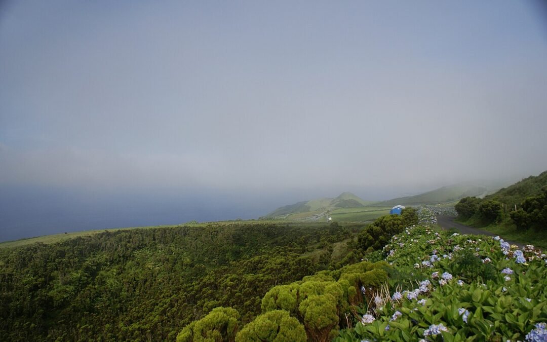 Pico das Caldeirinhas