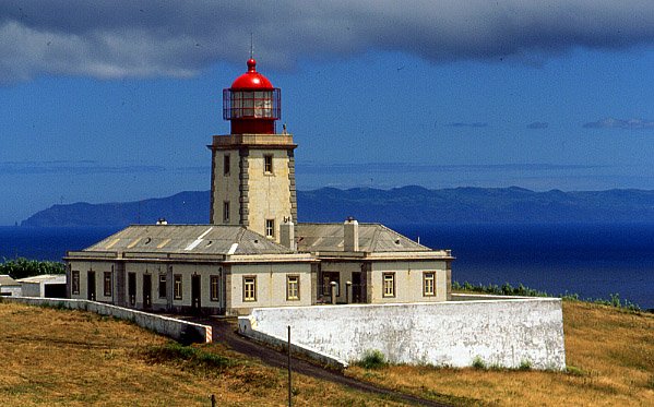 Ribeirinha Lighthouse