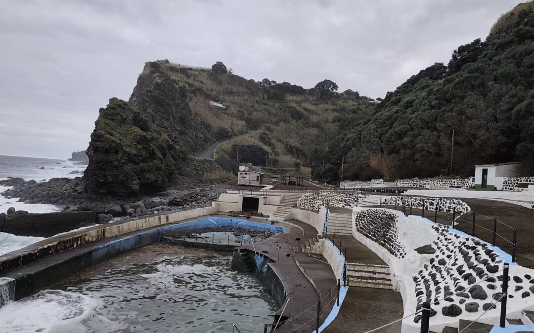 Foz da Ribeira do Guilherme Bathing Area